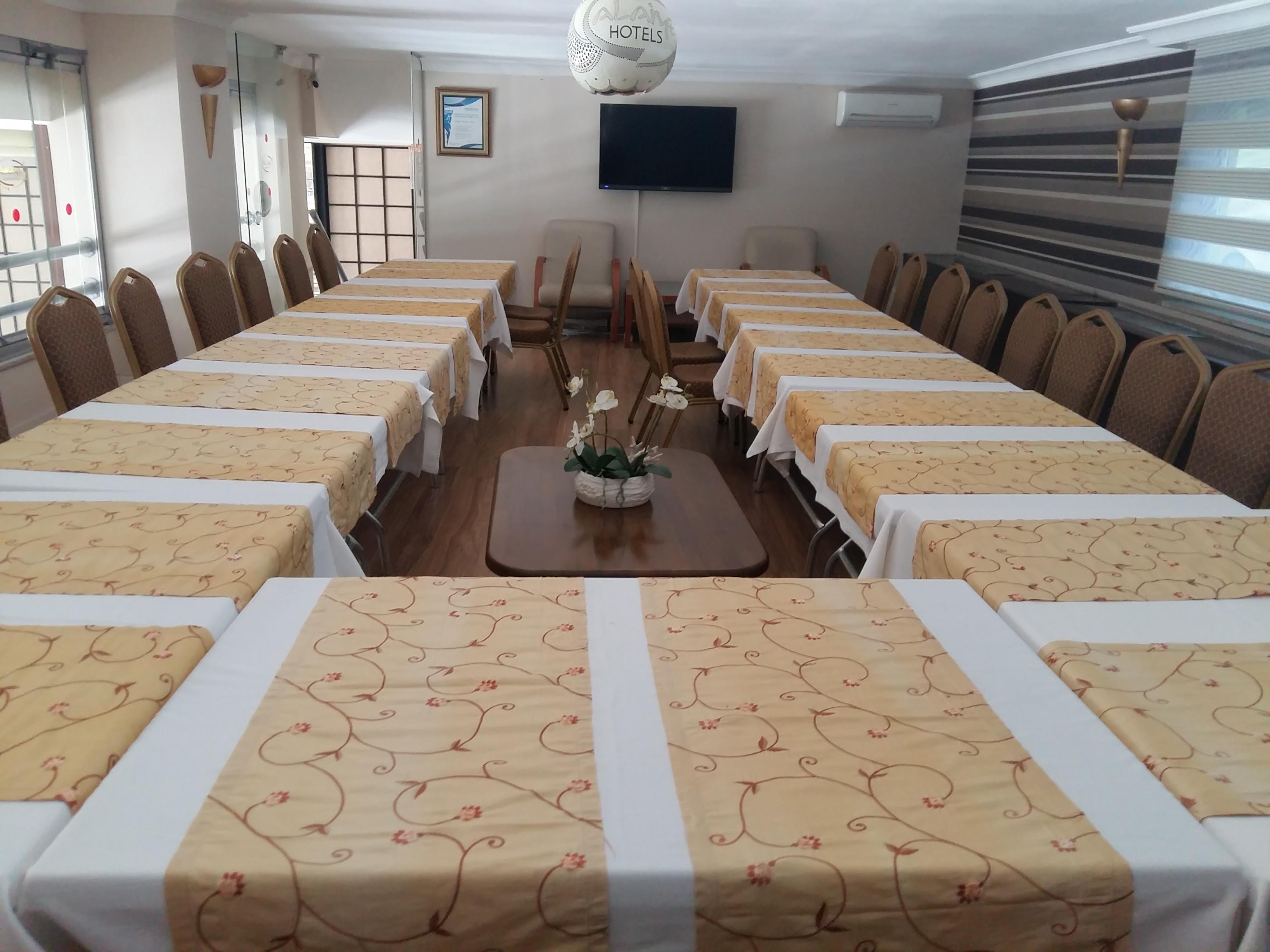 Alaiye Kleopatra Hotel Аланя Екстериор снимка