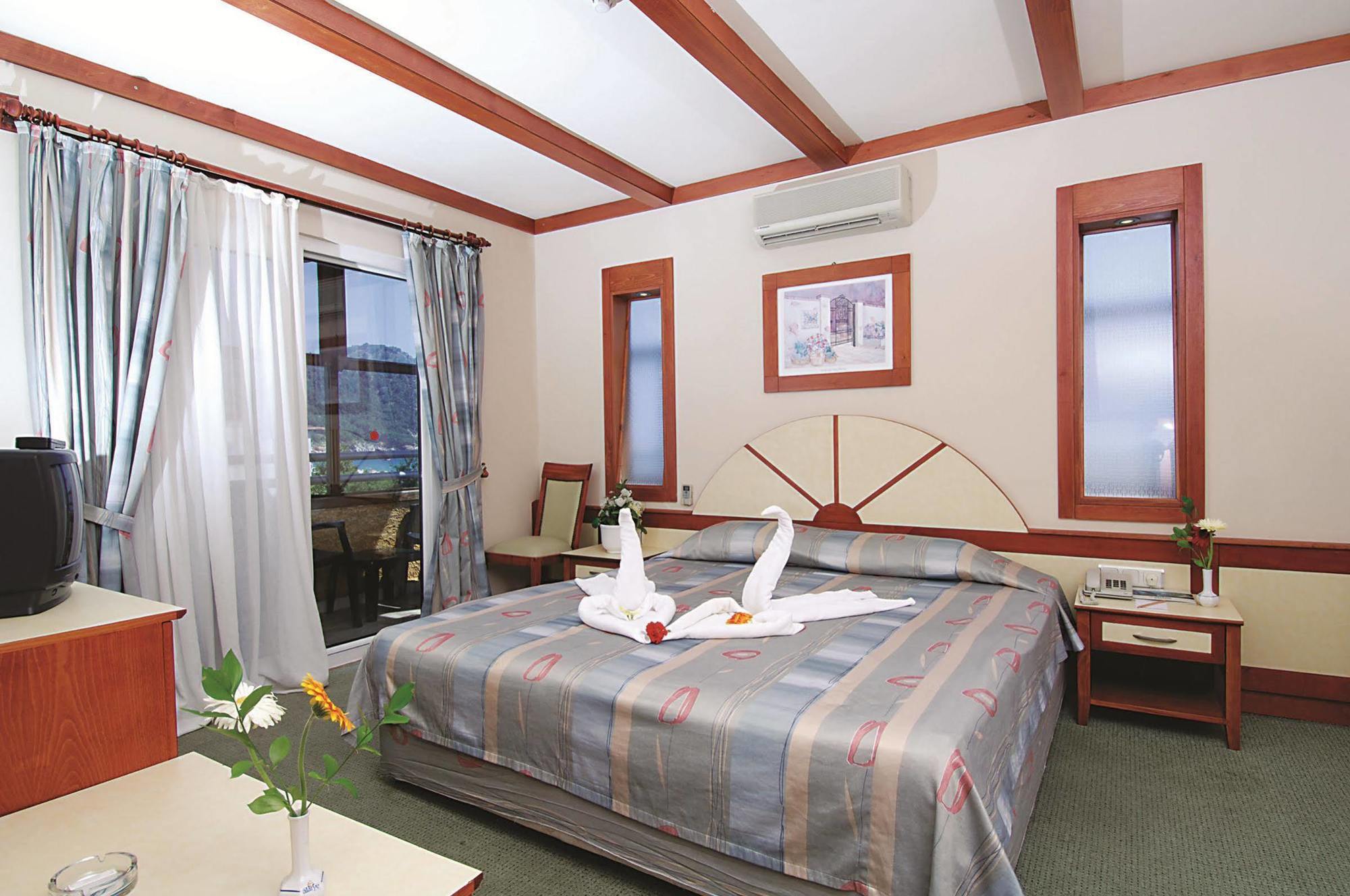Alaiye Kleopatra Hotel Аланя Екстериор снимка